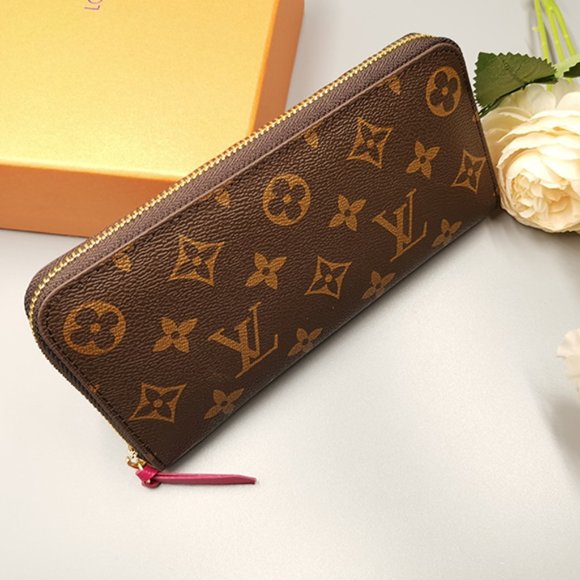 louis vuitton female purse